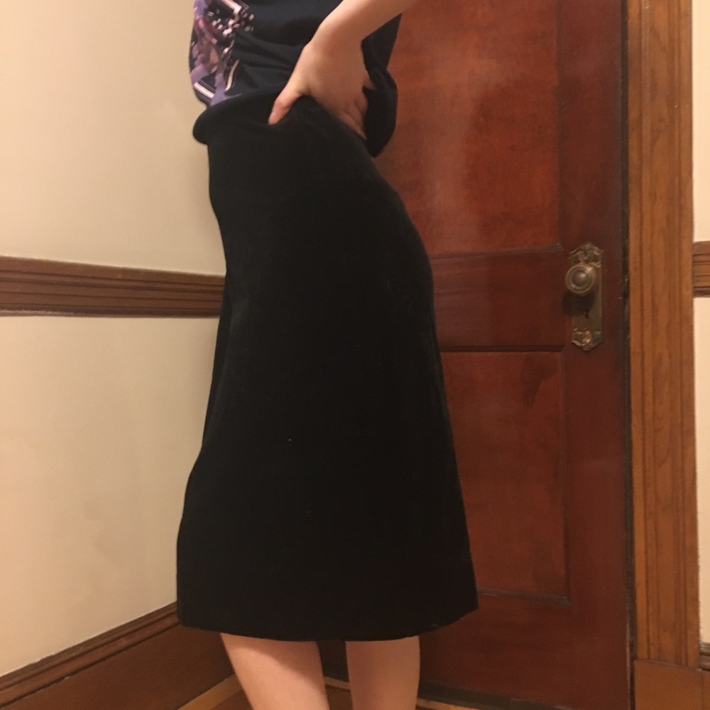 Velvet calf length skirt